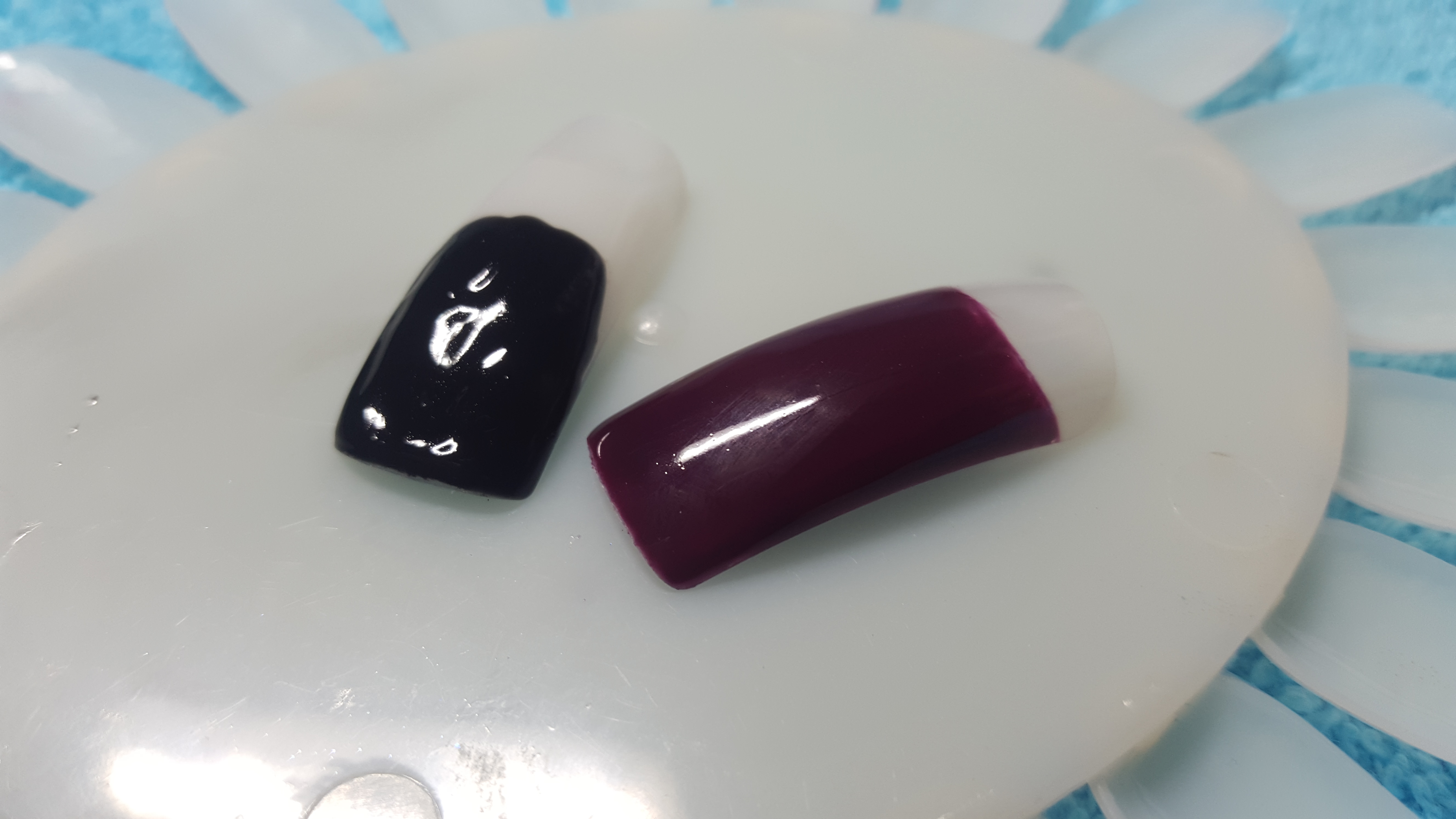 IBD vs Finger Nails Gel Polish