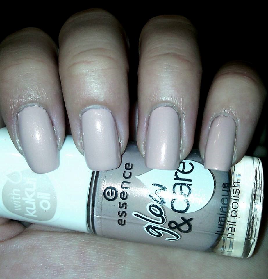 Essence Nail Polish Glow & Care