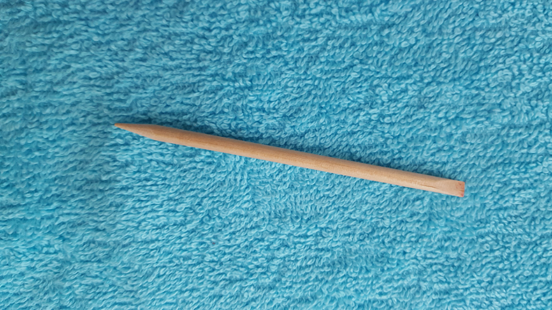 orange stick remove shellac nail polish